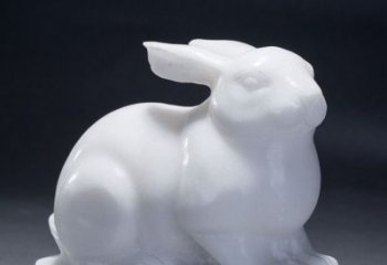 无锡精致汉白玉兔子雕塑