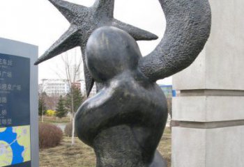 无锡街边星星月亮景观铜雕是由中国领雕塑定制的…