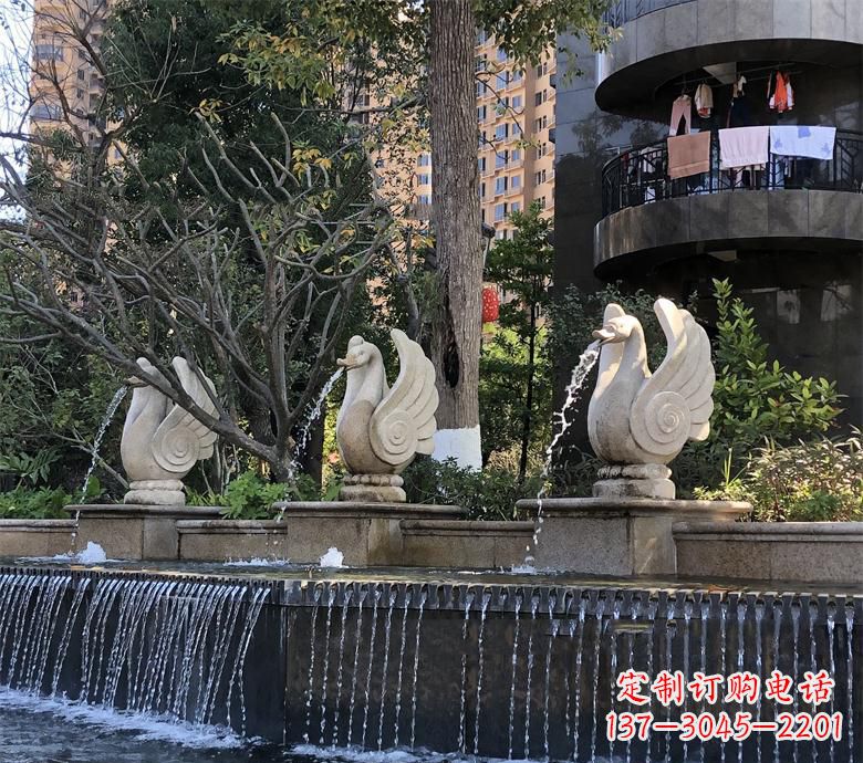 无锡石材喷水鹅 园林动物石雕景观摆放 水池石天鹅