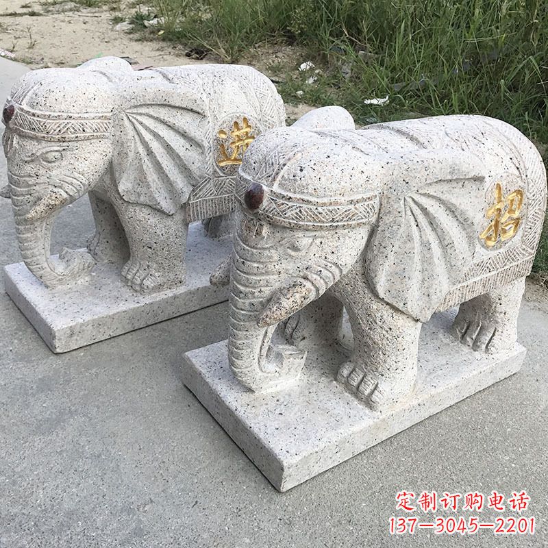 无锡寺庙门口大象石雕