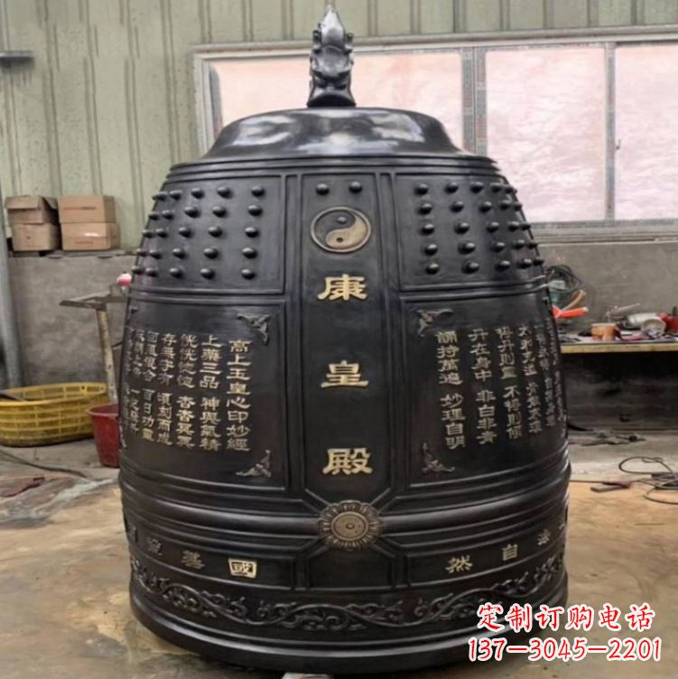 无锡寺庙铜雕挂钟
