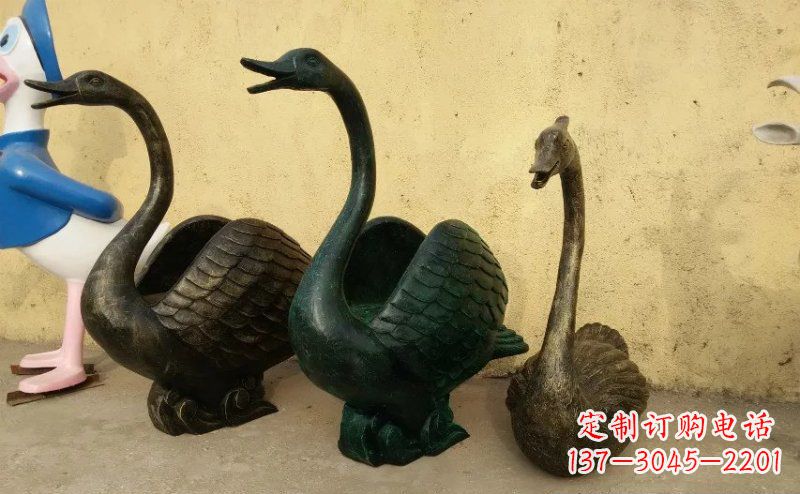 无锡天鹅动物铜雕 (3)