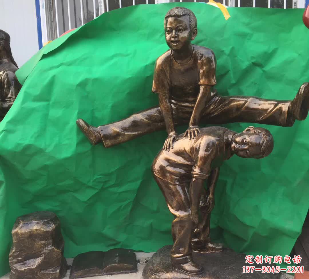 无锡跳马儿童铜雕