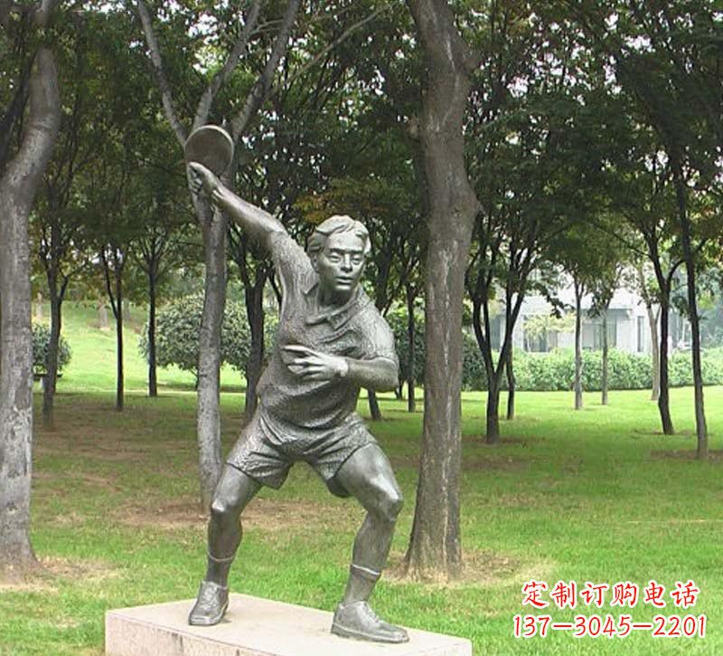 无锡铜雕打乒乓球人物
