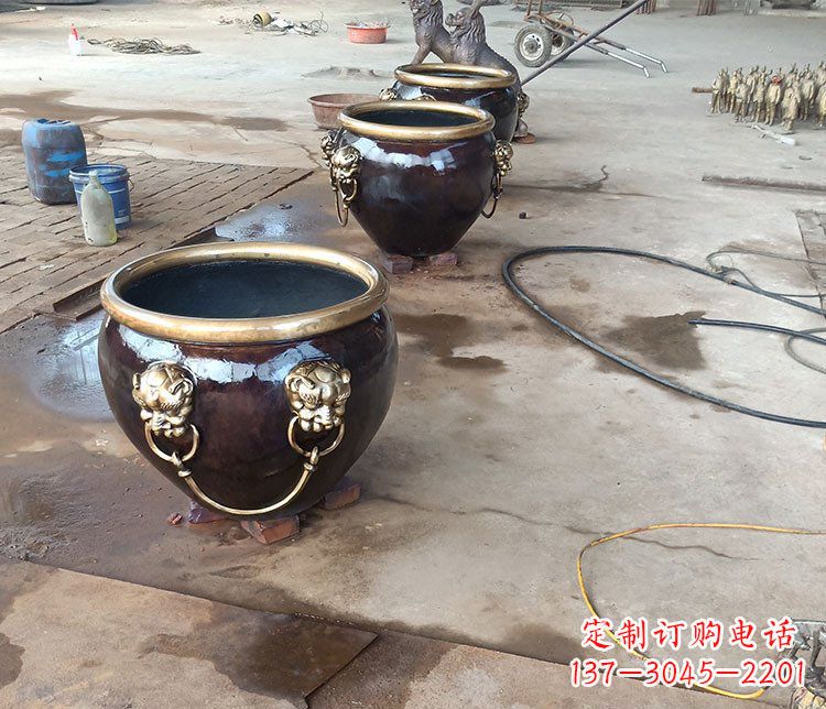 无锡铜雕故宫狮子头水缸雕塑