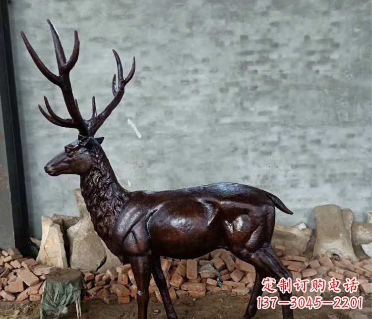 无锡铜雕户外公园动物雕塑鹿摆件