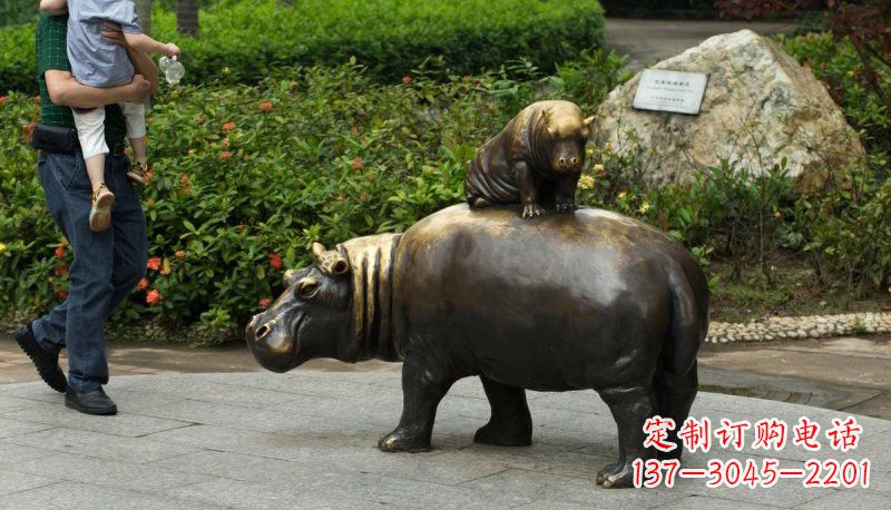 无锡铜雕母子河马