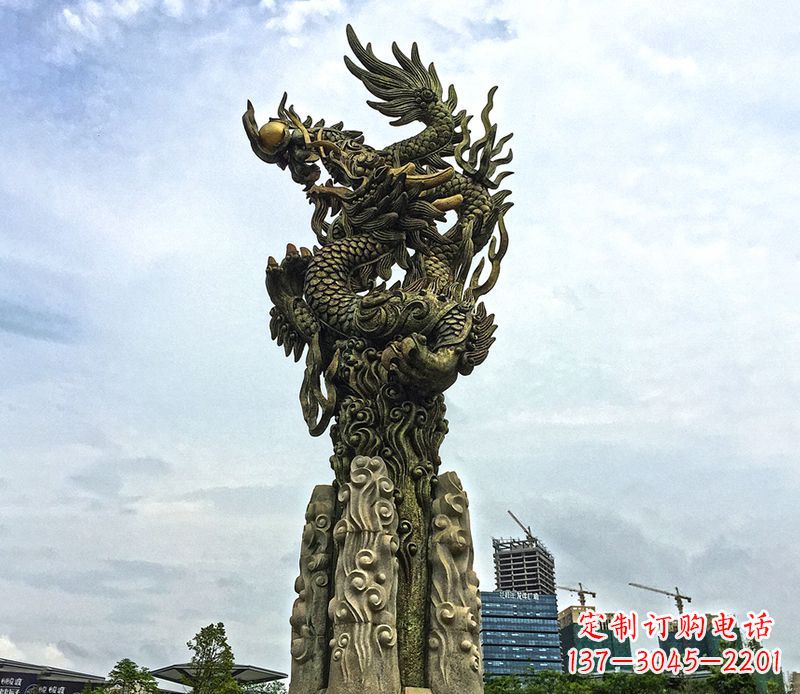 无锡铜雕盘龙柱