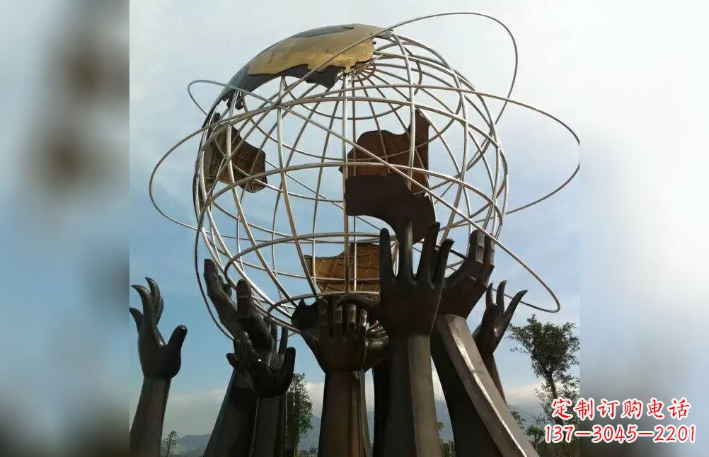 无锡托起地球不锈钢雕塑