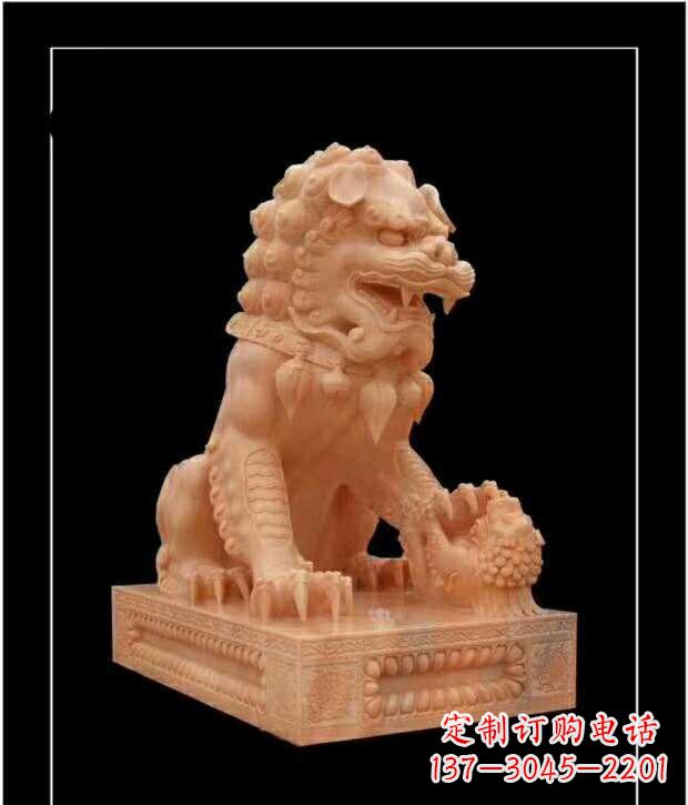 无锡晚霞红故宫狮子雕塑