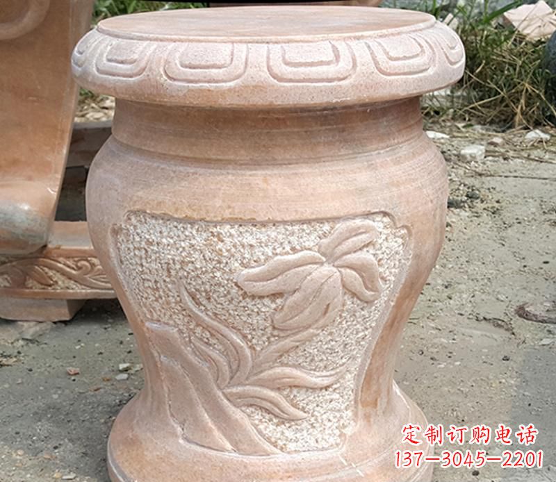 无锡晚霞红景观蝴蝶石凳