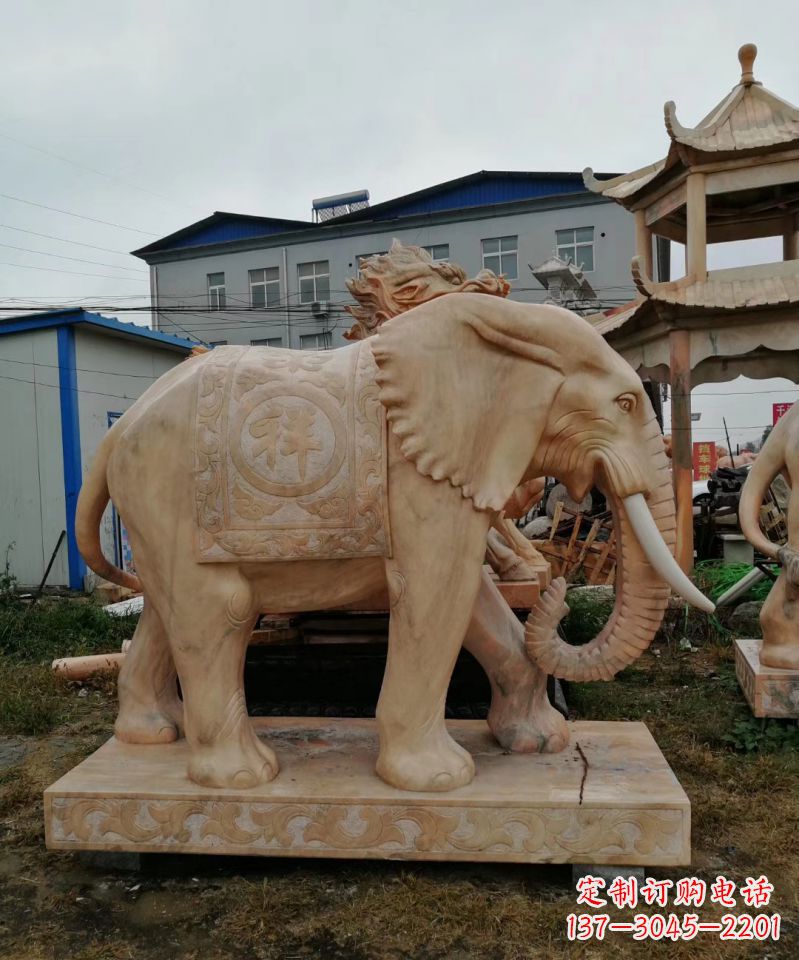 无锡晚霞红酒店企业门口吉祥如意大象雕塑