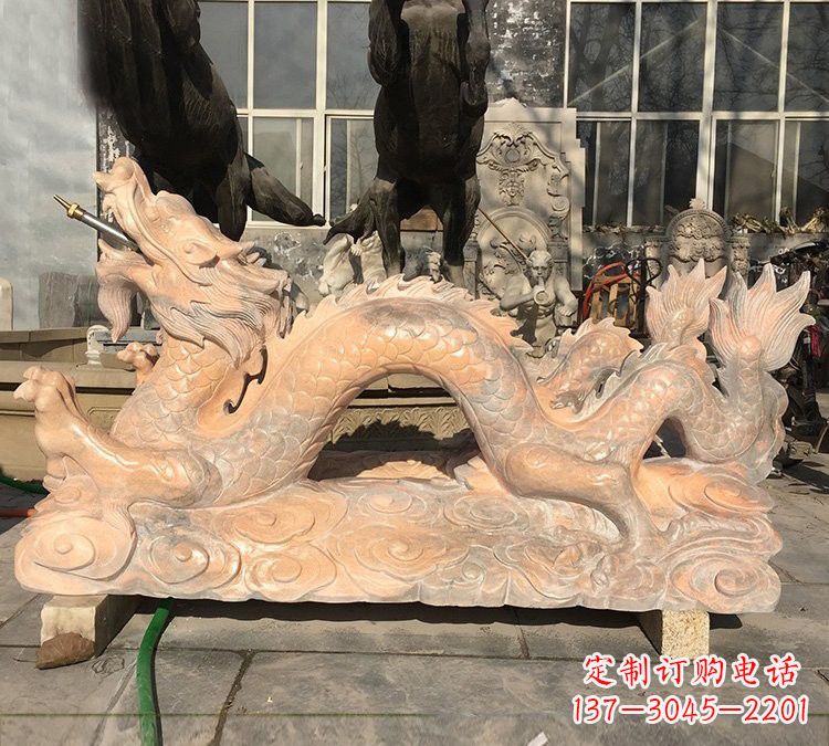 无锡晚霞红石雕喷水龙