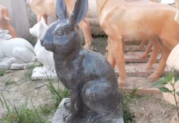 无锡青石公园兔子雕塑，实惠的艺术装点