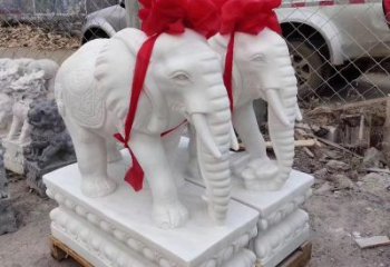 无锡元宝驾驭的大象雕塑艺术