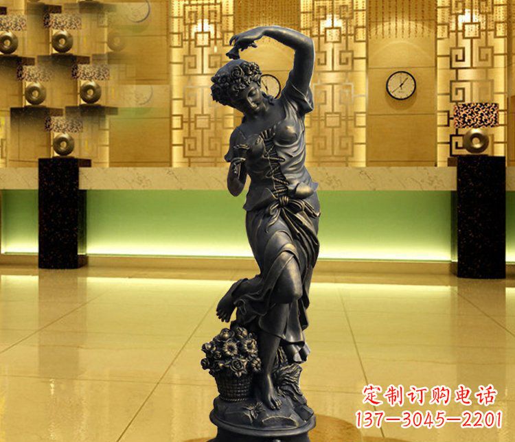 无锡西方女人别墅景观铜雕