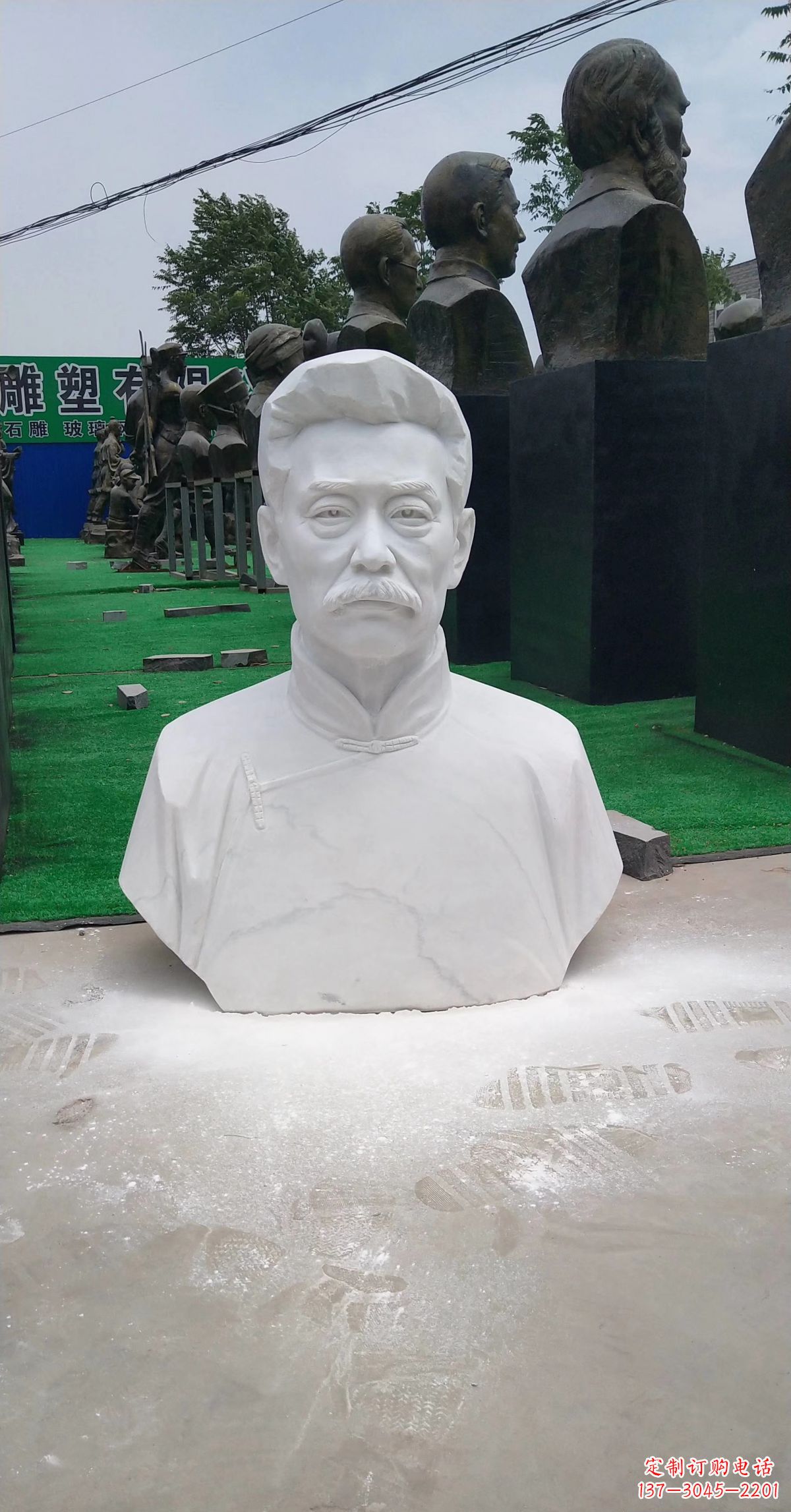 无锡校园名人汉白玉鲁迅头像