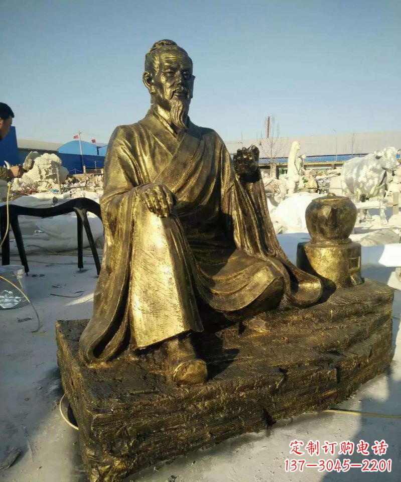 无锡张仲景人物铜雕 