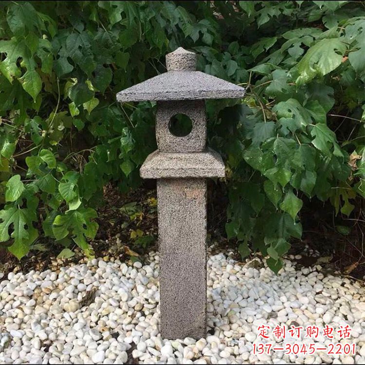 无锡中式复古园林石灯