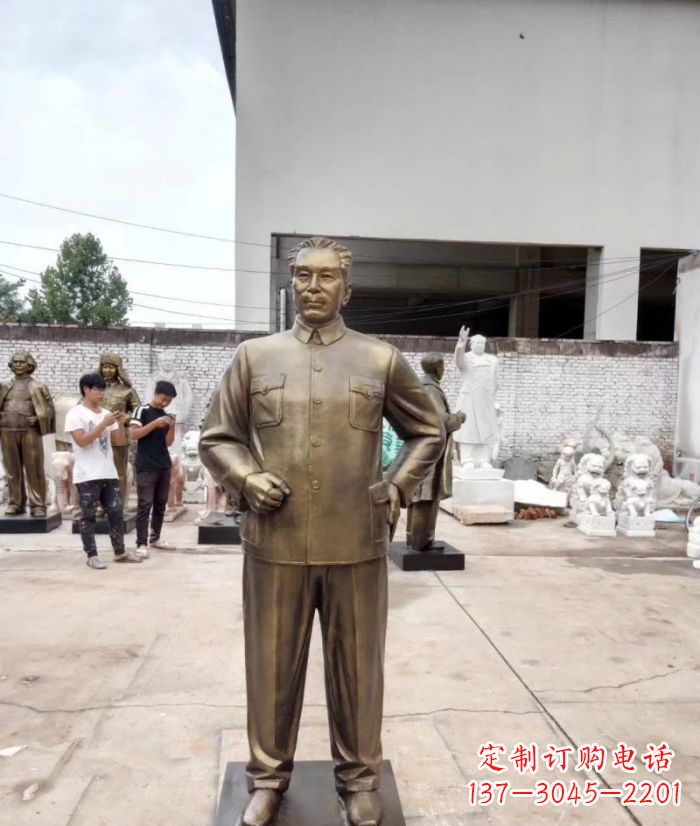 无锡周恩来铜雕 (3)
