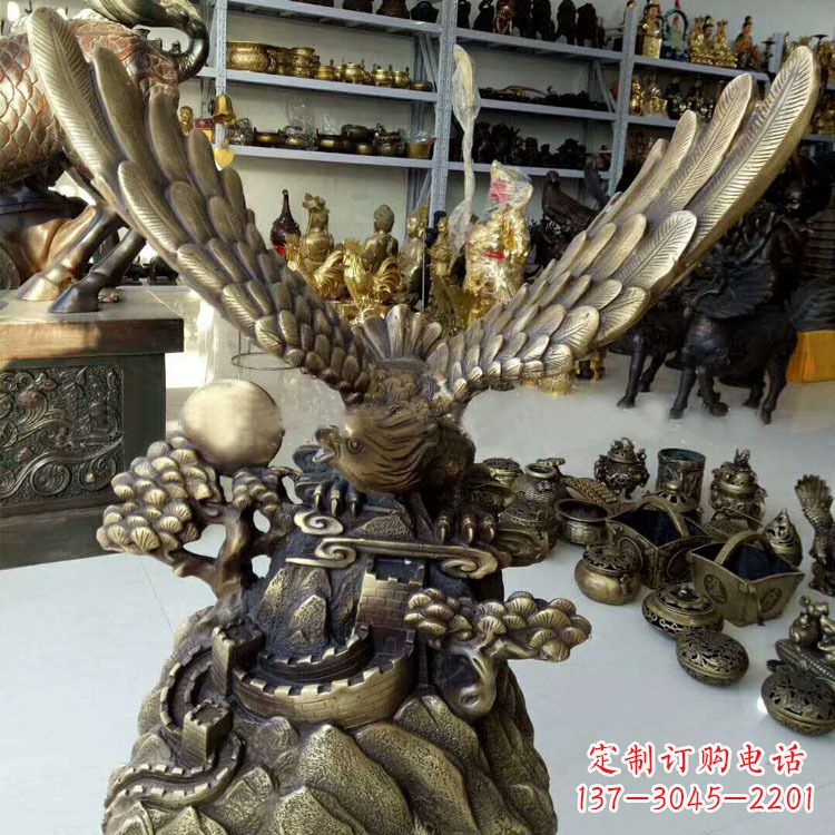 无锡铸铜老鹰雕塑