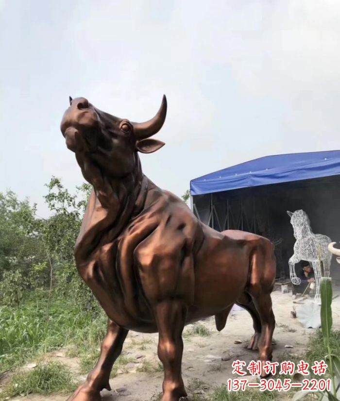 无锡紫铜牛动物雕塑
