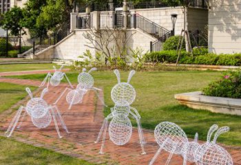 无锡蚂蚁雕塑-户外公园大型不锈钢镂空蚂蚁雕塑